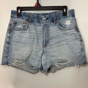 American Eagle Light Wash High waisted Distressed Cut off Shorts size 8